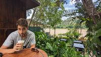 Kaffee mit Blick auf den Mekong